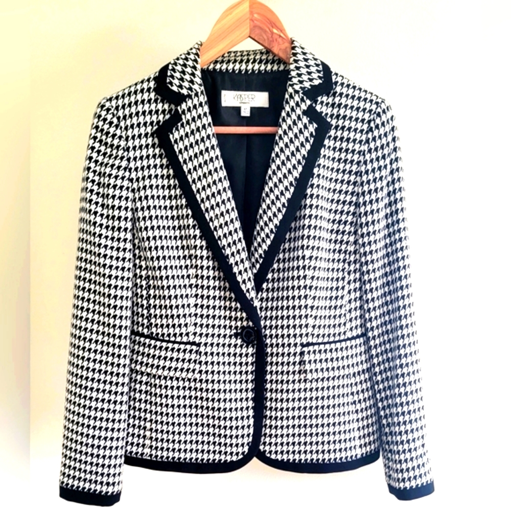 Kasper Houndstooth Retro Blazer / Suit Jacket